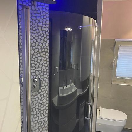 Apartma Mari 科佩尔 外观 照片