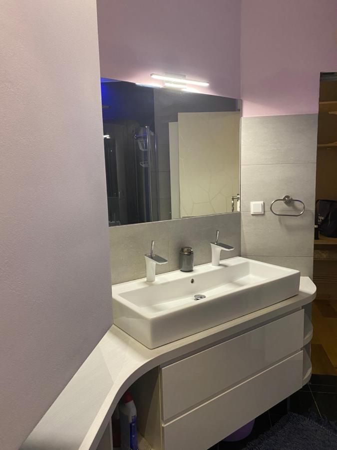 Apartma Mari 科佩尔 外观 照片